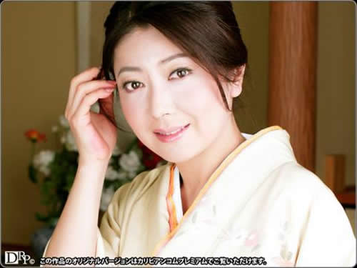 ぶっかけ美熟女 〜特別編集版〜 紫彩乃