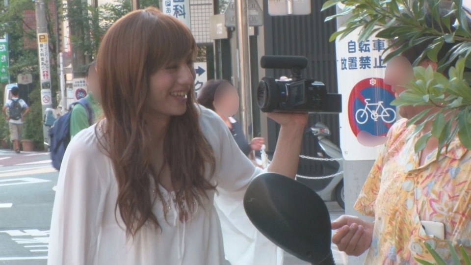 女の子より断然可愛い女装美少年が訳アリ街頭逆ナンパデビュー！！ひかるクン(仮名)20歳