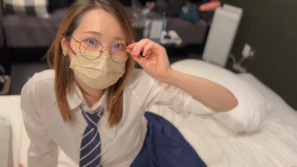 本物グラビアアイドルを撮影のついでにハメ撮りして中出し